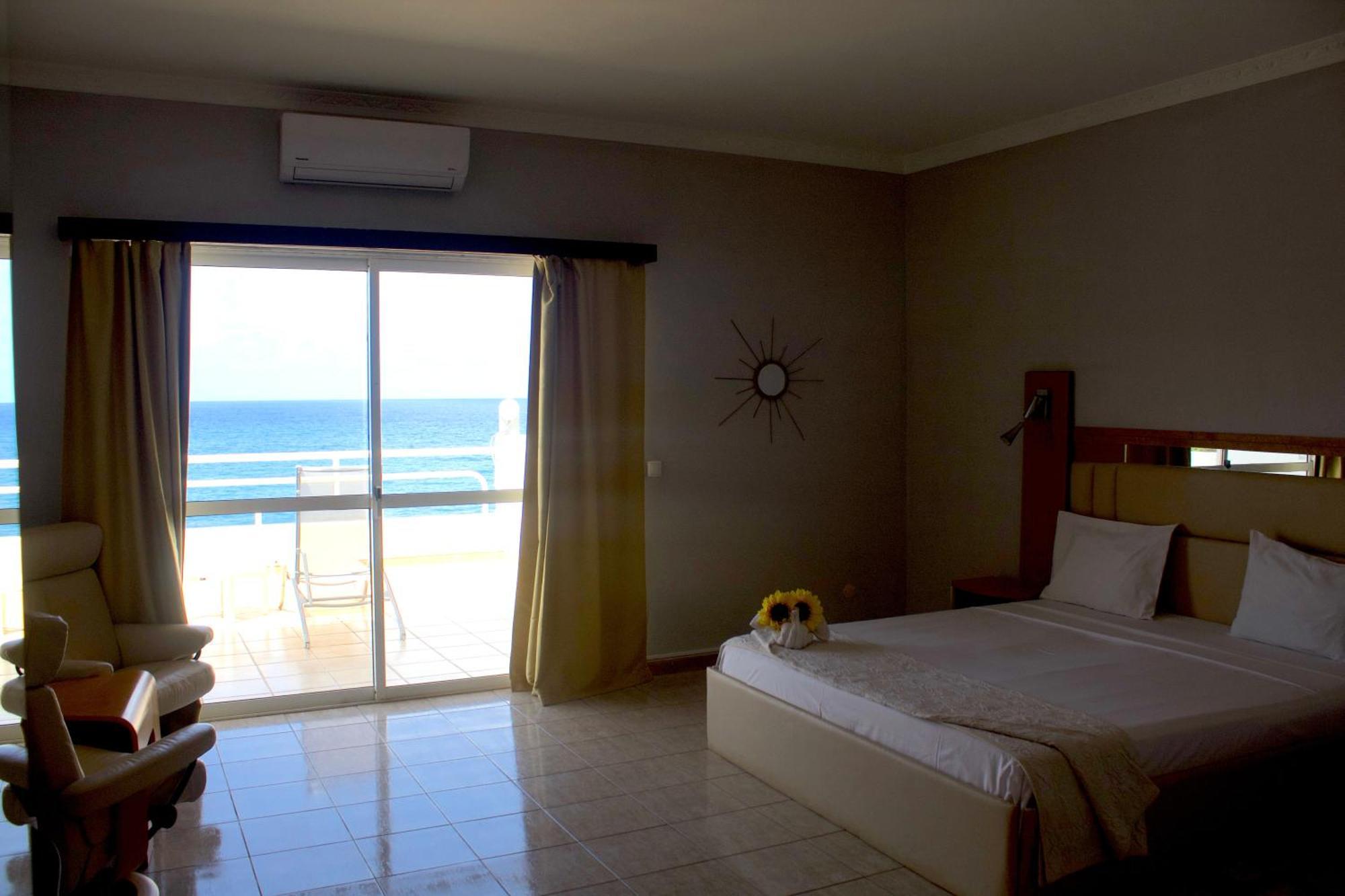 Falucho Paradise Beach Pedra Badejo  Ngoại thất bức ảnh
