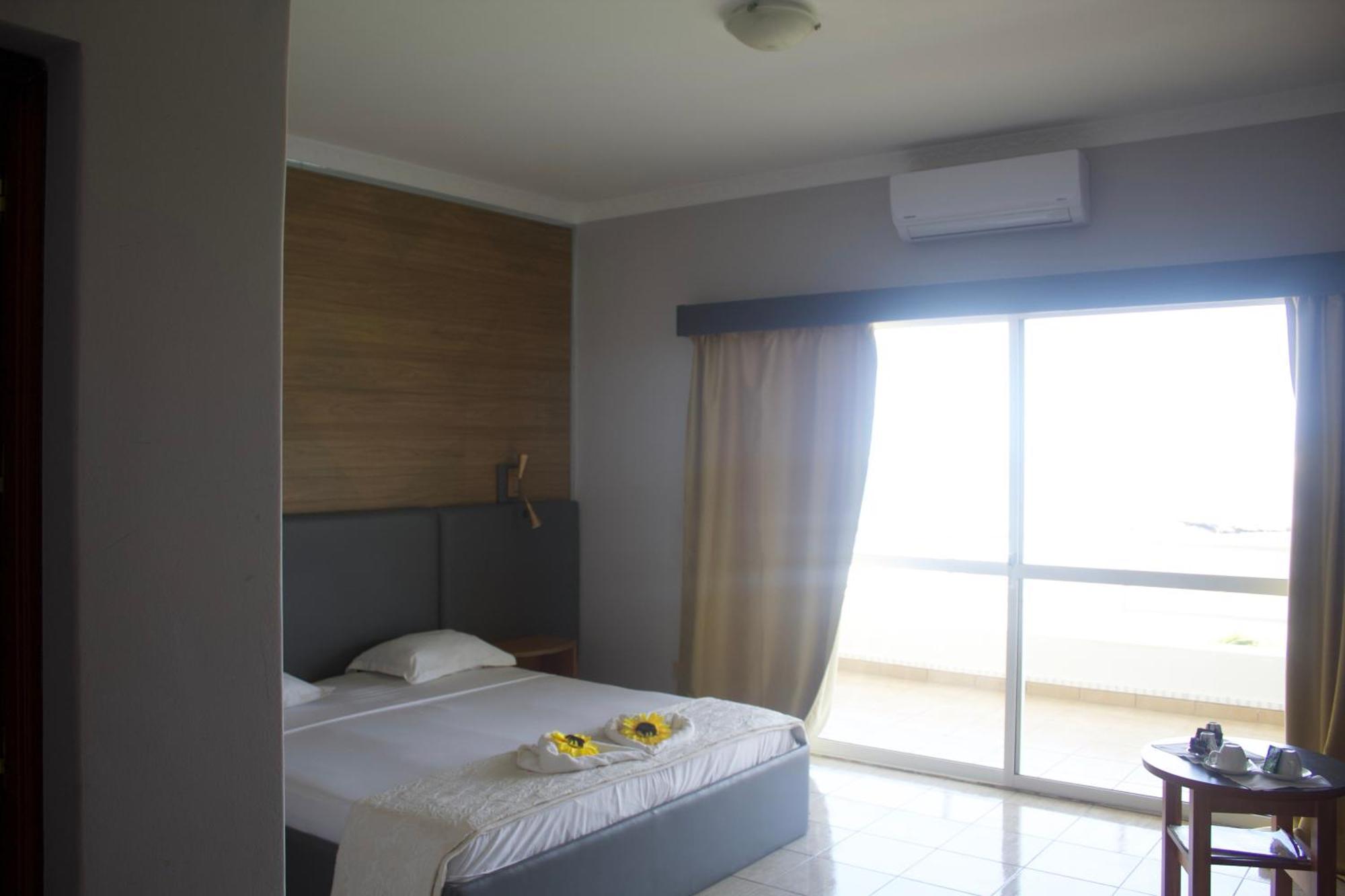Falucho Paradise Beach Pedra Badejo  Ngoại thất bức ảnh